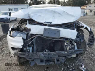 2020 Jeep Grand Cherokee Altitude with VIN 1C4RJFAG4LC133818, listed as a Copart auction lot 44710825 with 0 mi miles and Salvage Title. Bid and sale history available at carsss.com. Image 5.