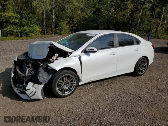 2021 Kia Forte FE with VIN 3KPF24AD5ME355742, listed as a Copart auction lot 71568804 with 116,970 mi miles and Salvage Title. Bid and sale history available at carsss.com. Image 1.