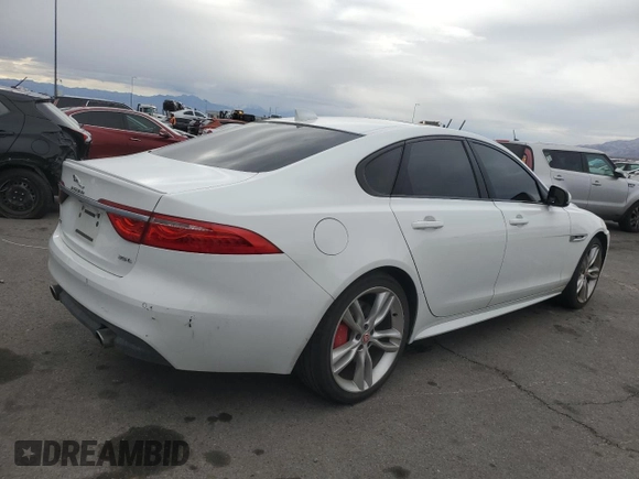 2016 Jaguar XF 35t R-Sport with VIN SAJBF4BV0GCY08737, listed as a Copart auction lot 48584075 with 113,284 mi miles and Clean Title. Bid and sale history available at carsss.com. Image 3.