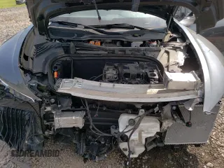 2022 Audi e-tron GT Premium Plus z VIN WAUCJBFW5N7004381, wystawiony jako Copart lot #63516494 z przebiegiem Nie podano mil oraz Szkody całkowita. Historia ofert i sprzedaży dostępna na DreamBid. Obrazek 11.
