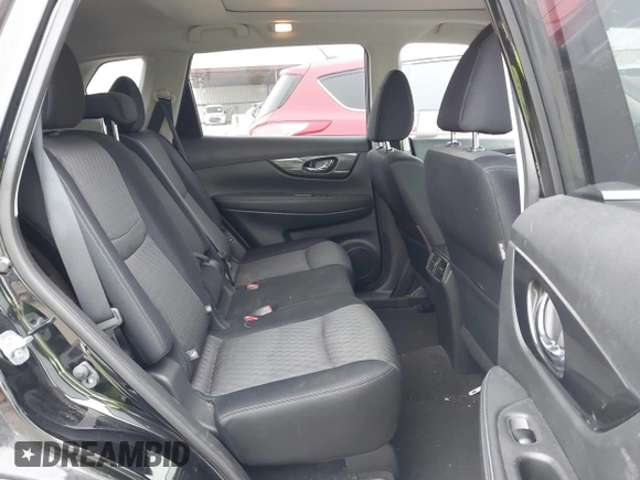 2017 Nissan Rogue SV with VIN JN8AT2MT1HW146593, listed as a IAAI auction lot 41528155 with 73,703 mi miles. Bid and sale history available at carsss.com. Image 8.