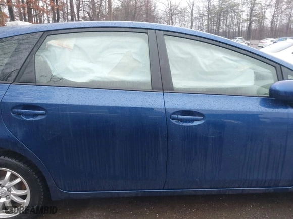 2012 Toyota Prius v Two with VIN JTDZN3EU7C3170901, listed as a IAAI auction lot 41727464 with 1 mi miles. Bid and sale history available at carsss.com. Image 12.