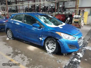 2017 Hyundai Elantra GT with VIN KMHD35LH5HU348271, listed as a IAAI auction lot 41374401 with 62,825 mi miles. Bid and sale history available at carsss.com. Image 1.