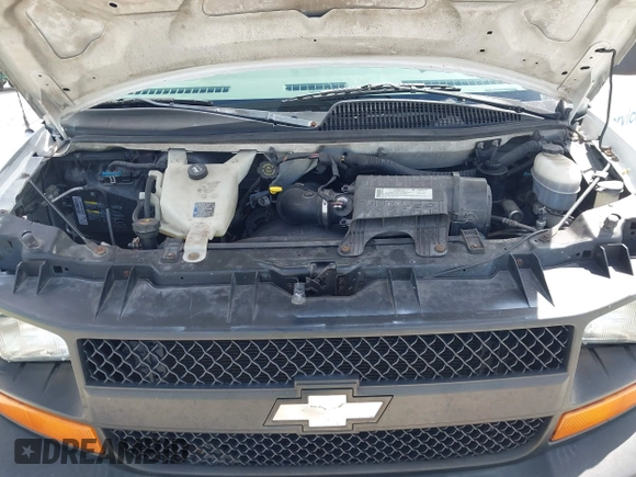 2008 Chevrolet Express Cargo with VIN 1GCFG15X281157746, listed as a IAAI auction lot 42604808 with 127,477 mi miles and . Bid and sale history available at DreamBid. Image 10.