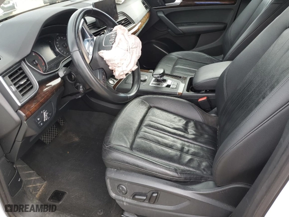 2020 Audi Q5 Premium with VIN WA1ANAFY4L2054851, listed as a Copart auction lot 45756995 with 114,212 mi miles and Salvage Title. Bid and sale history available at carsss.com. Image 7.