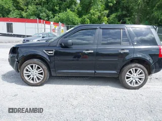 2009 Land Rover LR2 HSE z VIN SALFT24NX9H114856, wystawiony jako IAAI lot #42479735 z przebiegiem 178 587 mil mil oraz . Historia ofert i sprzedaży dostępna na DreamBid. Obrazek 13.