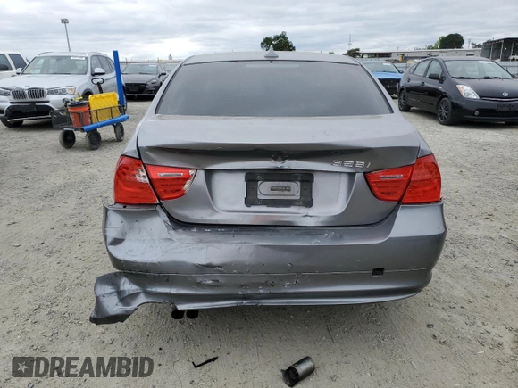 2011 BMW 3 Series 328i с VIN WBAPH5G58BNM76618, выставлен на аукционе Copart как лот 53556465 с пробегом 137 118 миль миль и Списание • Salvage title. История ставок и продаж доступна на DreamBid. Изображение 6.