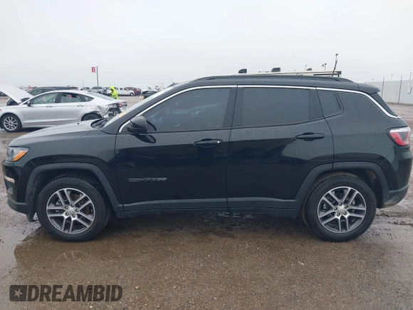 2020 Jeep Compass Latitude z VIN 3C4NJCBB2LT162156, wystawiony jako IAAI lot #41954922 z przebiegiem 41 426 mil mil oraz . Historia ofert i sprzedaży dostępna na DreamBid. Obrazek 14.