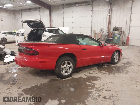 1997 Pontiac Firebird Firebird with VIN 2G2FS32K0V2225422, listed as a IAAI auction lot 41360837 with Not provided miles and . Bid and sale history available at DreamBid. Image 4.