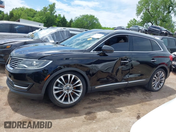 2017 Lincoln MKX Reserve z VIN 2LMPJ6LP6HBL47575, wystawiony jako IAAI lot #42147354 z przebiegiem 99 571 mil mil oraz . Historia ofert i sprzedaży dostępna na DreamBid. Obrazek 14.
