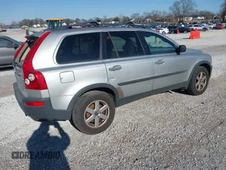 2006 Volvo XC90 2.5L Turbo with VIN YV4CZ592661278664, listed as a IAAI auction lot 41696894 with 182,329 mi miles. Bid and sale history available at carsss.com. Image 4.