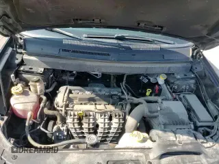 2018 Dodge Journey SE z VIN 3C4PDCAB3JT497747, wystawiony jako Copart lot #81283985 z przebiegiem 130 622 mil mil oraz Czysty tytuł • Clean title. Historia ofert i sprzedaży dostępna na DreamBid. Obrazek 14.