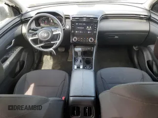 2023 Hyundai Tucson SEL z VIN 5NMJBCAE1PH272772, wystawiony jako Copart lot #56799805 z przebiegiem 20 041 mil mil oraz Szkoda całkowita • Salvage title. Historia ofert i sprzedaży dostępna na DreamBid. Obrazek 8.