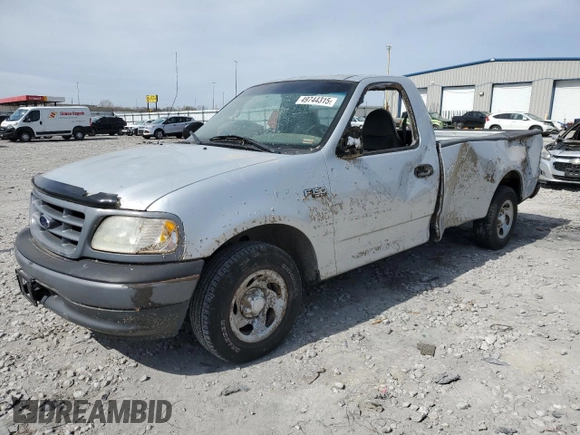 2001 Ford F-150 XL z VIN 2FTZF17261CA31704, wystawiony jako Copart lot #49744315 z przebiegiem 165 613 mil mil oraz Szkoda całkowita • Salvage title. Historia ofert i sprzedaży dostępna na DreamBid. Obrazek 1.