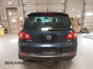 2011 Volkswagen Tiguan SE with VIN WVGBV7AXXBW533872, listed as a IAAI auction lot 40197835 with 104,685 mi miles and . Bid and sale history available at DreamBid. Image 16.