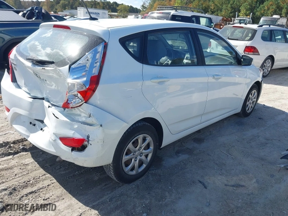 2014 Hyundai Accent GS with VIN KMHCT5AE9EU168274, listed as a IAAI auction lot 40737039 with 40,945 mi miles. Bid and sale history available at carsss.com. Image 4.