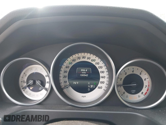 2015 Mercedes-Benz E-Class E 350 Luxury with VIN WDDHF8JB2FB088875, listed as a IAAI auction lot 42128441 with 150,542 mi miles. Bid and sale history available at carsss.com. Image 7.