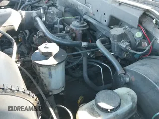 2002 Ford F-150 XL с VIN 1FTRX17L62NB34803, выставлен на аукционе IAAI как лот 42136852 с пробегом 212 882 миль миль и . История ставок и продаж доступна на DreamBid. Изображение 19.