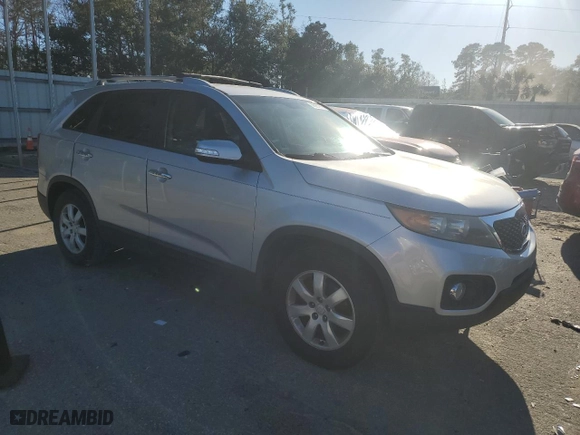 2012 Kia Sorento LX with VIN 5XYKT4A61CG205819, listed as a Copart auction lot 48263885 with 173,057 mi miles and Salvage Title. Bid and sale history available at carsss.com. Image 4.