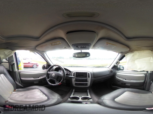 2005 Mercury Mountaineer Convenience с VIN 4M2DU86K75UJ07554, выставлен на аукционе IAAI как лот 42645755 с пробегом 131 910 миль миль и . История ставок и продаж доступна на DreamBid. Изображение 18.