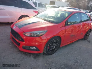 2015 Ford Focus ST with VIN 1FADP3L98FL238958, listed as a IAAI auction lot 41307187 with 162,927 mi miles. Bid and sale history available at carsss.com. Image 17.