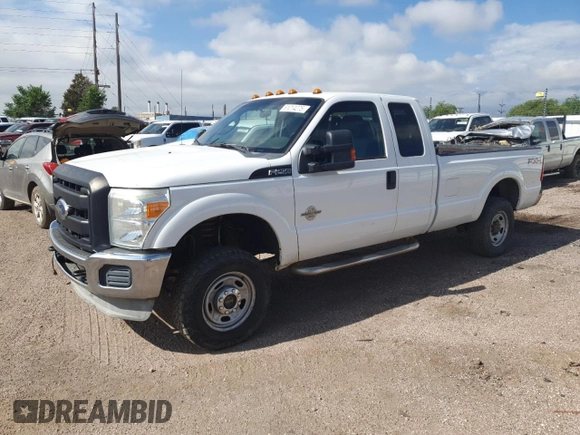 2011 Ford F-250 XL z VIN 1FT7X2BTXBEC55936, wystawiony jako Copart lot #61014275 z przebiegiem 199 882 mil mil oraz Czysty tytuł • Clean title. Historia ofert i sprzedaży dostępna na DreamBid. Obrazek 1.