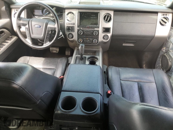2016 Ford Expedition Max XLT z VIN 1FMJK1JT2GEF27575, wystawiony jako Copart lot #56118925 z przebiegiem 156 298 mil mil oraz Szkoda całkowita • Salvage title. Historia ofert i sprzedaży dostępna na DreamBid. Obrazek 8.