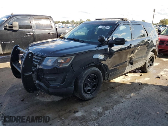 2017 Ford Police Interceptor Utility z VIN 1FM5K8ATXHGC35415, wystawiony jako Copart lot #73063734 z przebiegiem 122 404 mil mil oraz Szkoda całkowita • Salvage title. Historia ofert i sprzedaży dostępna na DreamBid. Obrazek 1.