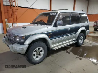 1995 Mitsubishi Montero z VIN 2BGF0126264046653, wystawiony jako Copart lot #81135584 z przebiegiem 254 106 mil mil oraz Tytuł czysty. Historia ofert i sprzedaży dostępna na DreamBid. Obrazek 1.