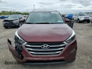 2017 Hyundai Tucson SE z VIN KM8J3CA4XHU446106, wystawiony jako Copart lot #57029075 z przebiegiem 97 890 mil mil oraz Szkody całkowita. Historia ofert i sprzedaży dostępna na DreamBid. Obrazek 5.