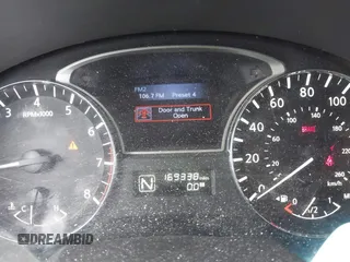 2015 Nissan Altima SV with VIN 1N4AL3AP3FC569706, listed as a IAAI auction lot 41820987 with 169,338 mi miles and . Bid and sale history available at DreamBid. Image 7.