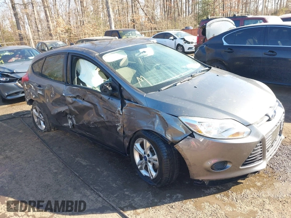 2013 Ford Focus SE with VIN 1FADP3K28DL323879, listed as a IAAI auction lot 41449022 with 133,735 mi miles. Bid and sale history available at carsss.com. Image 6.