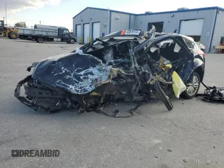 2017 Ford Focus Titanium z VIN 1FADP3N23HL291408, wystawiony jako Copart lot #83876124 z przebiegiem Nie podano mil oraz Szkoda całkowita • Salvage title. Historia ofert i sprzedaży dostępna na DreamBid. Obrazek 1.