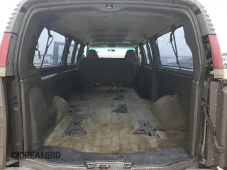 2002 GMC Savana z VIN 1GJHG39G021105787, wystawiony jako Copart lot #85583094 z przebiegiem 237 470 mil mil oraz Szkoda całkowita • Salvage title. Historia ofert i sprzedaży dostępna na DreamBid. Obrazek 10.