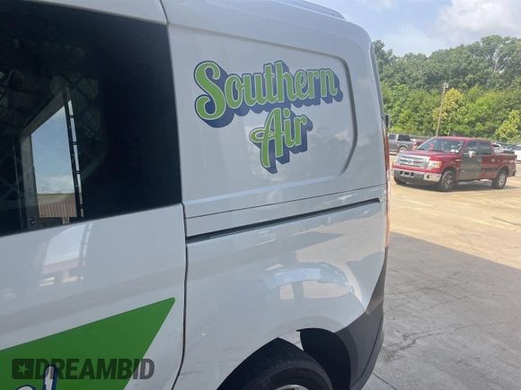 2019 Ford Transit Connect XL with VIN NM0LS7E28K1389880, listed as a IAAI auction lot 42734088 with 230,510 mi miles and . Bid and sale history available at DreamBid. Image 20.