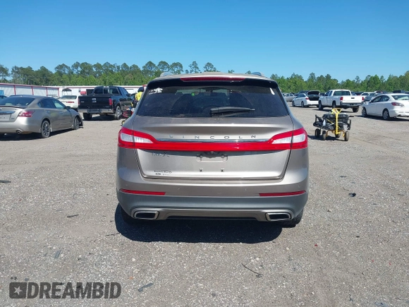 2018 Lincoln MKX Reserve with VIN 2LMPJ6LR1JBL30108, listed as a IAAI auction lot 42048591 with 80,555 mi miles. Bid and sale history available at carsss.com. Image 16.