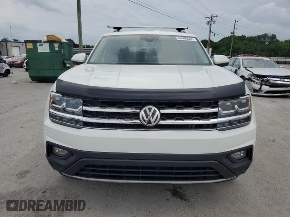 2018 Volkswagen Atlas SE with VIN 1V2LR2CA3JC552318, listed as a Copart auction lot 56500065 with 111,588 mi miles and Salvage title. Bid and sale history available at DreamBid. Image 5.