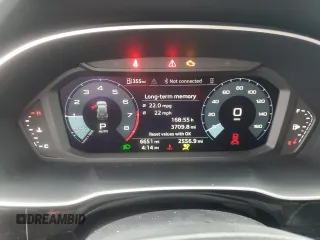 2024 Audi Q3 S line Premium Plus z VIN WA1EECF33R1019380, wystawiony jako Copart lot #80715474 z przebiegiem 6 651 mil mil oraz Szkoda całkowita • Salvage title. Historia ofert i sprzedaży dostępna na DreamBid. Obrazek 9.