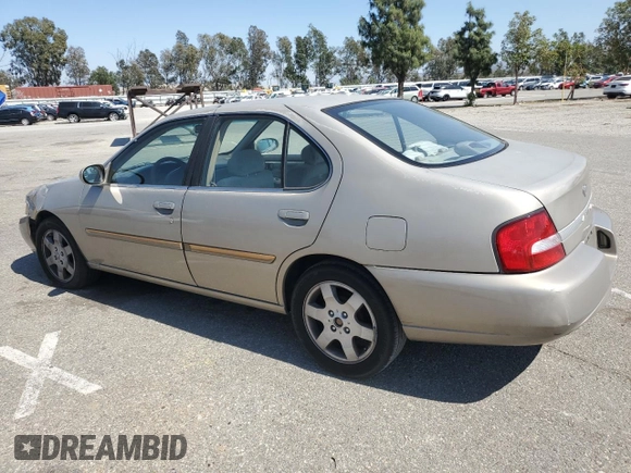 2000 Nissan Altima XE z VIN 1N4DL01D5YC243801, wystawiony jako Copart lot #52642985 z przebiegiem 237 665 mil mil oraz Szkoda całkowita • Salvage title. Historia ofert i sprzedaży dostępna na DreamBid. Obrazek 2.