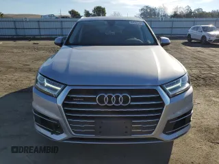 2018 Audi Q7 Premium with VIN WA1AHAF79JD009033, listed as a Copart auction lot 84053284 with 68,154 mi miles and Salvage title. Bid and sale history available at DreamBid. Image 5.