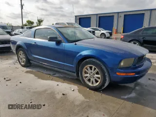2007 Ford Mustang Deluxe with VIN 1ZVFT80NX75259360, listed as a Copart auction lot 64798625 with 194,209 mi miles and Clean title. Bid and sale history available at DreamBid. Image 4.