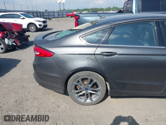 2018 Ford Fusion SE with VIN 3FA6P0HD2JR253714, listed as a IAAI auction lot 42059879 with 115,995 mi miles and . Bid and sale history available at DreamBid. Image 13.