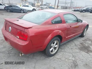 2008 Ford Mustang Deluxe with VIN 1ZVHT80N985100100, listed as a IAAI auction lot 42450593 with 164,853 mi miles and . Bid and sale history available at DreamBid. Image 4.
