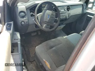2011 Ford F-250 XL с VIN 1FT7X2A62BEC77926, выставлен на аукционе Copart как лот 60855045 с пробегом 215 741 миль миль и Чистый • Clean title. История ставок и продаж доступна на DreamBid. Изображение 8.