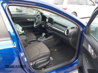 2024 Kia Forte LXS with VIN 3KPF24AD9RE807621, listed as a IAAI auction lot 41839722 with 42,027 mi miles. Bid and sale history available at carsss.com. Image 5.