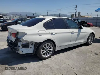 2016 BMW 3 Series 320i z VIN WBA8A9C52GK619027, wystawiony jako Copart lot #48972325 z przebiegiem 118 245 mil mil oraz Szkoda całkowita • Salvage title. Historia ofert i sprzedaży dostępna na DreamBid. Obrazek 3.