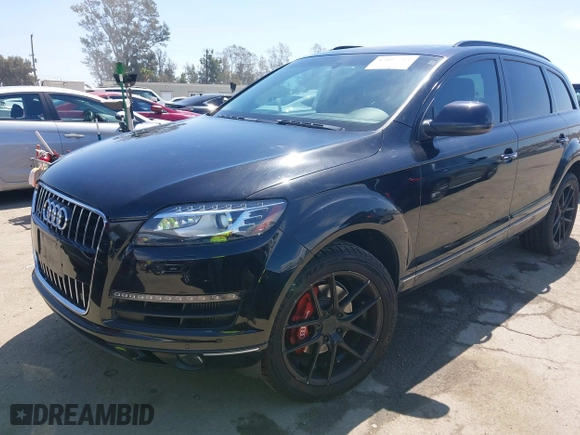 2011 Audi Q7 3.0L TDI Premium Plus with VIN WA1LMAFE0BD010544, listed as a IAAI auction lot 42017211 with 121,644 mi miles. Bid and sale history available at carsss.com. Image 2.