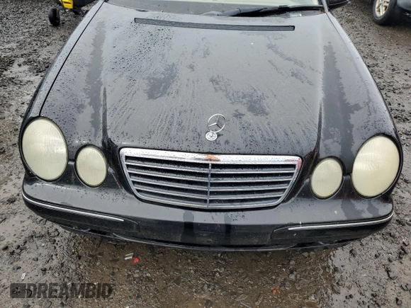 2001 Mercedes-Benz E-Class with VIN WDBJF70J31B324620, listed as a Copart auction lot 47748555 with 160,041 mi miles and Salvage Title. Bid and sale history available at carsss.com. Image 11.