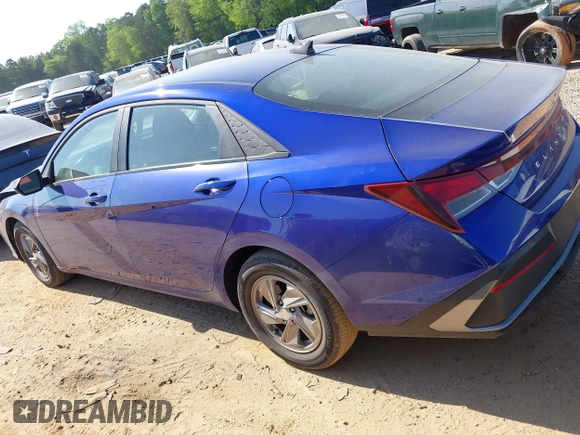 2024 Hyundai Elantra SE with VIN KMHLL4DG9RU829766, listed as a IAAI auction lot 42080095 with 8,711 mi miles and . Bid and sale history available at DreamBid. Image 14.
