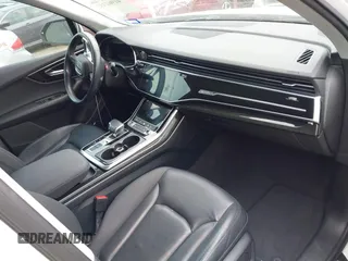 2021 Audi Q7 Premium Plus with VIN WA1LXAF71MD013285, listed as a IAAI auction lot 41962332 with 81,746 mi miles and . Bid and sale history available at DreamBid. Image 5.